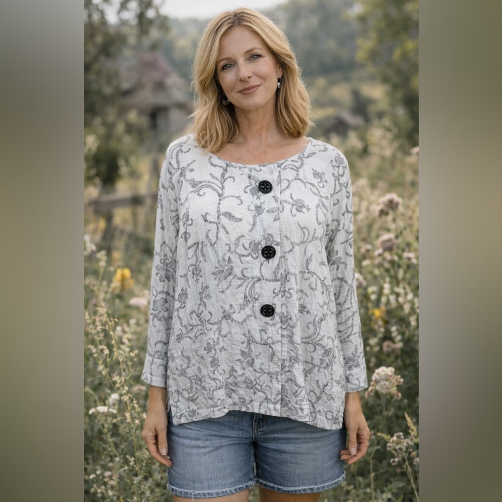 Ali Miles Tunic‎ Top Women's Medium White Black Crinkle Blouse Medium